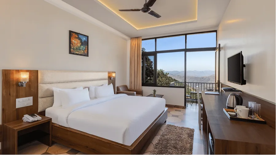 Mountain View Deluxe Room